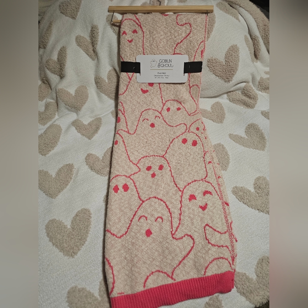 Goblin & Ghoul pink ghost blanket